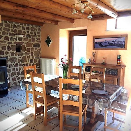 Gite La Fermette Valprivas Bagian luar foto