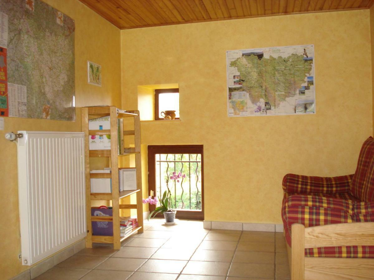 Gite La Fermette Valprivas Bagian luar foto